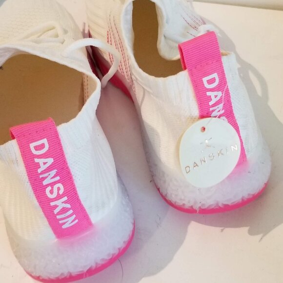 Danskin Shoes - NWT Danskin Positive sneaker size 7.5